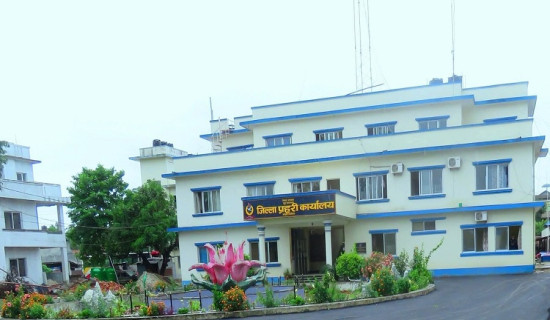 फरार तेल ट्याङ्कर चालक पक्राउ