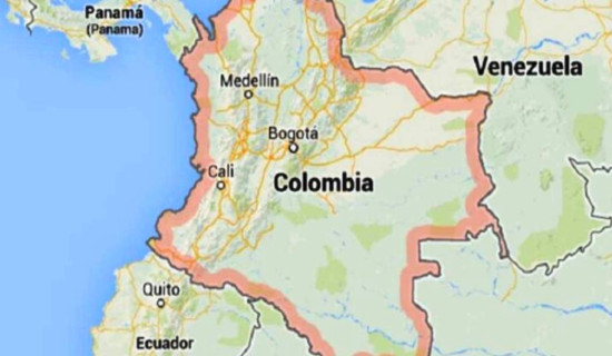 क्यानडाको टोरन्टो विमानस्थलमा ८० जना सवार विमान पल्टियो