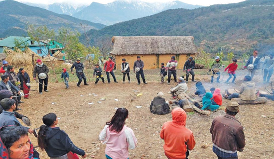 फिनिक्स कलेजद्वारा पाँच जना खेलाडीलाई सम्मानित