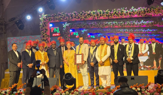 अर्जुनचौपारीका अध्यक्ष तिवारीलाई जेसीआई यूथ अवार्ड