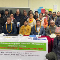 लेखा अधिकृत एक लाख घुससहित पक्राउ