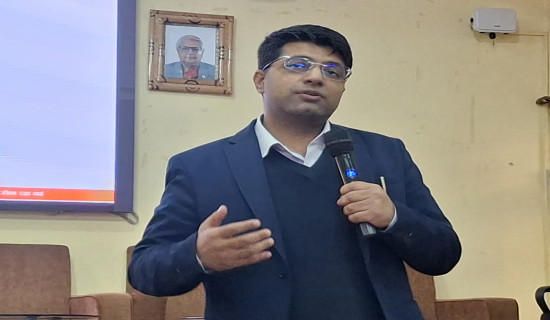 विमानस्थलको सुधार चित्त बुझ्दो छैन : मन्त्री किराती