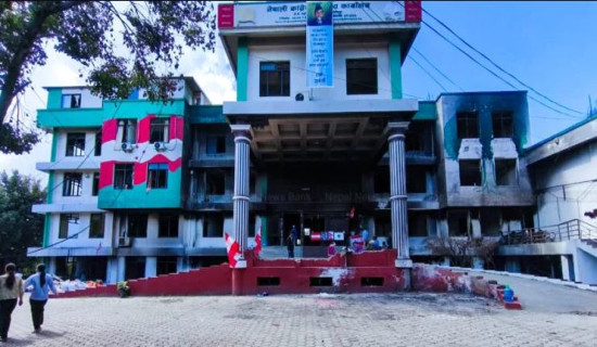 अनुगमन हुँदै दलका क्षतिग्रस्त कार्यालय