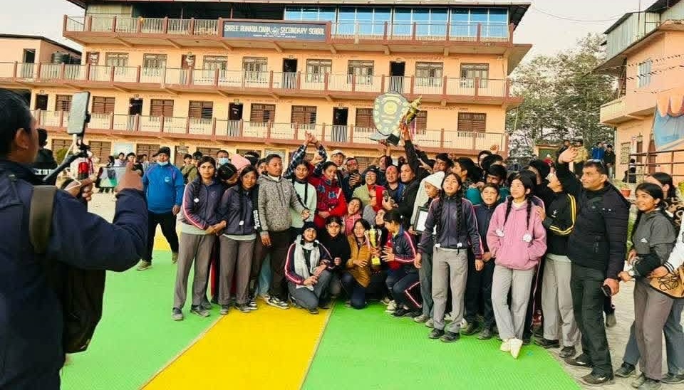 ईश्वरीलाई राष्ट्रपति रनिङ शिल्ड