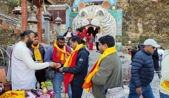 प्रधानमन्त्री ओली बेइजिङमा