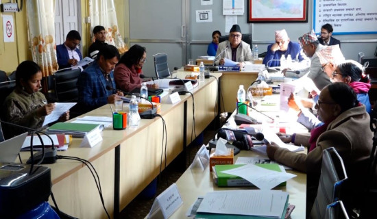 अध्यागमन कर्मचारीले सेवाग्राहीलाई दुःख दिएको आरोप