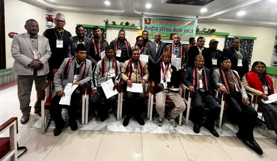 प्रदेश सभा सञ्चालनका लागि मर्मत गरिँदै भवन