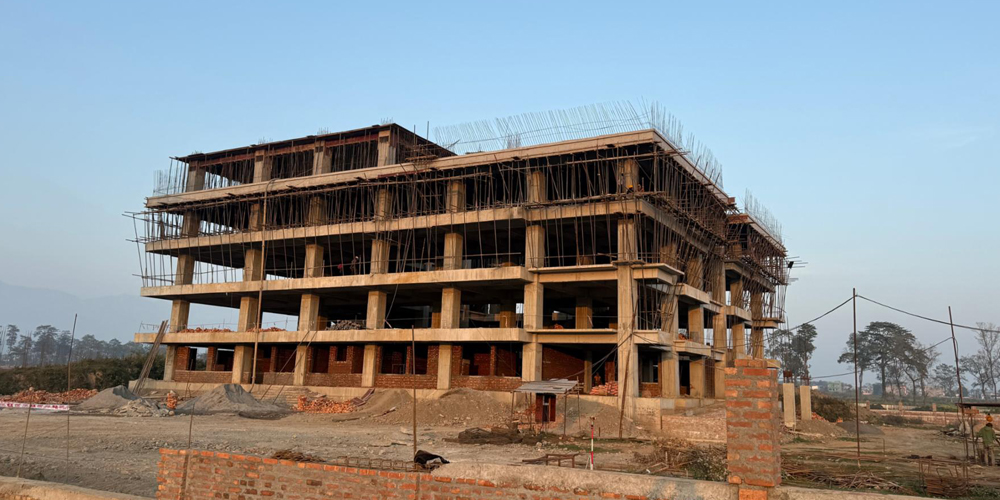 नवलपरासी पूर्वको ‘नमुना सदरमुकाम’ निर्माणले गति लिँदै