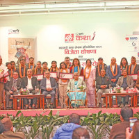 निर्वासित स्पेनी राजाको संस्मरणले फ्रान्कोबारे नयाँ बहस चर्कायो