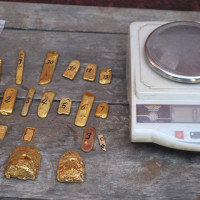 हिंसा भड्किएपछि प्रधानमन्त्री हसिना ‘सुरक्षित स्थान’ तर्फ पलायन