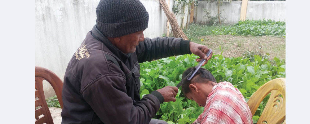 बालीघरे प्रथामै चित्त बुझाउँदै ठाकुर