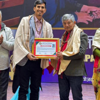 महाकालीमा पानीले सतर्कता बिन्दु नाघ्यो, आवतजावत बन्द