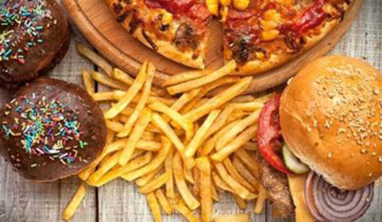 २० वर्ष पुगेर विवाह गर्ने किशोरीलाई रु १० हजार