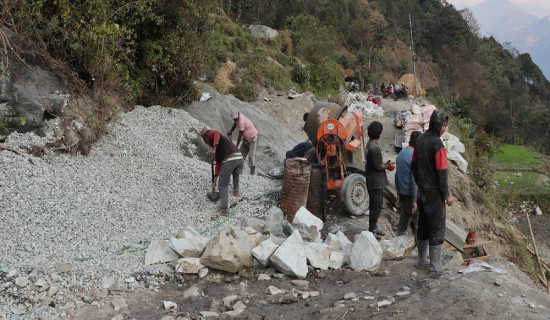 महारानीथान–छाप–डाडाखेत–ठुलोखोला सडकको टुनीखर्क क्षेत्रमा स्तरोन्नति शुरु