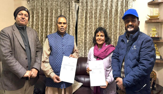 मौन अवधि  (कविता)