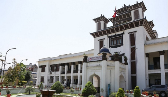 दिवङ्गत आफन्तको सम्झनामा गाईजात्रा  (फोटो फिचर)