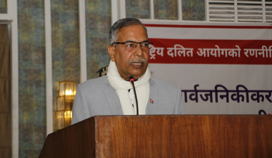 प्रलोभन, पद र पैसाले निर्वाचनलाई प्रभावित पार्नुहुँदैन : प्रमुख निर्वाचन आयुक्त थपलिया