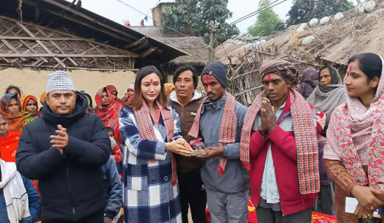 एमबीबीएस पढ्न सत्यनारायणलाई कांग्रेस नेत्री थापाद्वारा सहयोग