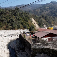 सुनचाँदीको मूल्य घट्यो