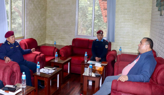 शल्यक्रियाभन्दा प्राकृतिक रुपमै बच्चा जन्माउनु आमा र बच्चाकाे हितमा हुने