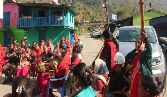 महिलालाई आयआर्जनमा लगाउन पञ्चैबाजा प्रशिक्षण