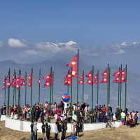 औषधीय गुण भएको महुवा सङ्कलन