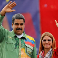 कमला कि ट्रम्प