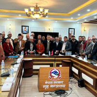 पूर्वप्रधानमन्त्री खनाल र सचिव शाहलाई निर्वाचनको जिम्मेवारी