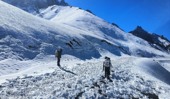 नेपाली सेनाको पदयात्रा टोली हनुमान ढोकामा