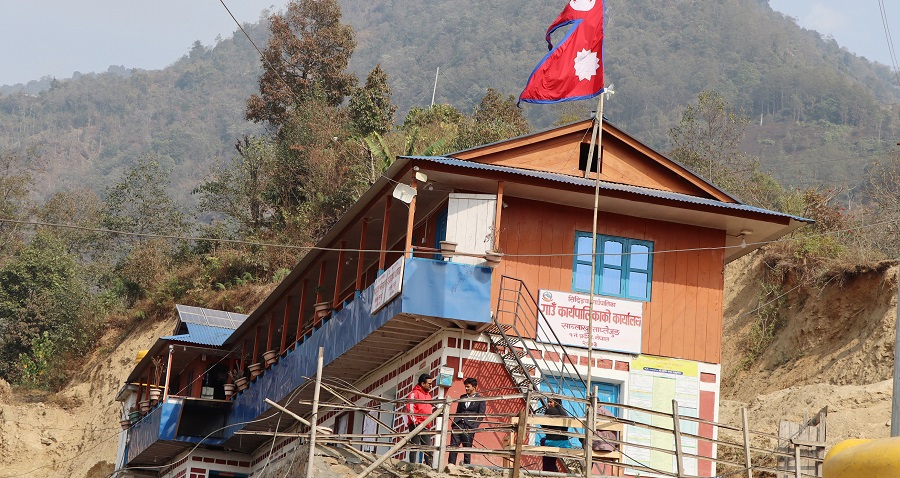 खेती गर्न चाहाने किसानलाई सहयोग गर्दै सिदिङ्वा