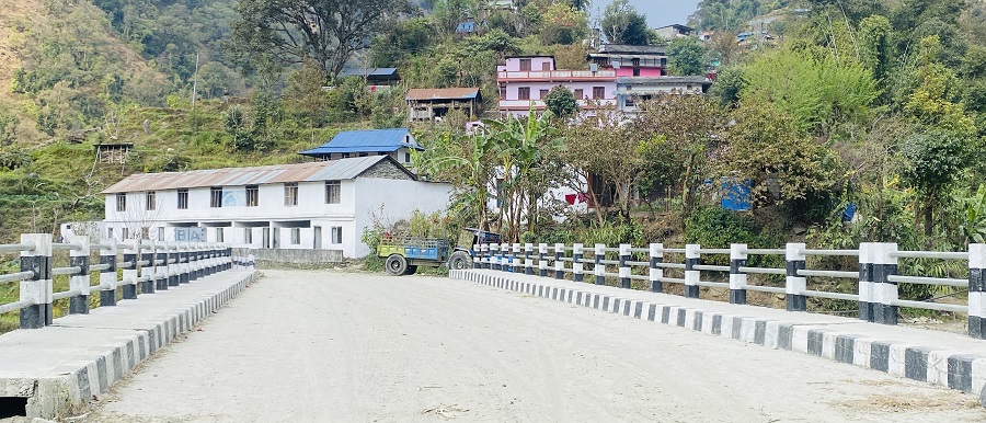 पक्की पुल निर्माण हुँदा स्थानीय खुसी