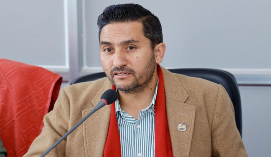 सिनेमा प्रमाणीकरणका लागि बोर्डलाई प्रभावकारी बनाउनुपर्छ : सञ्चारमन्त्री खरेल