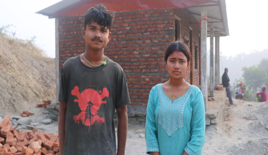 जन्मदर्ता नहुँदाको पीडा भोग्दै १७ वर्षीय विवेक