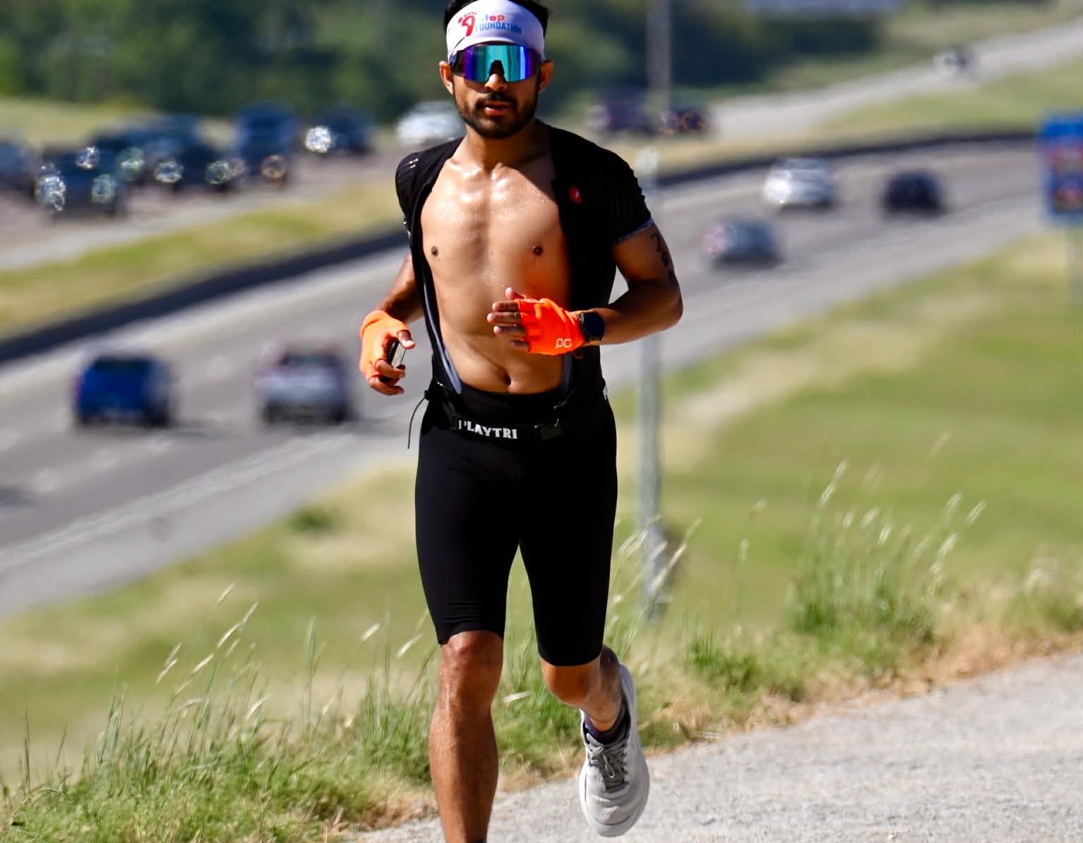 ‘वल्ड म्याराथन च्यालेञ्ज’ मा दौडिदै जोशी