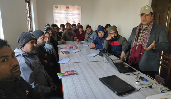 गिद्ध संरक्षणका लागि विषालु औषधी नियन्त्रण गर्नुपर्ने