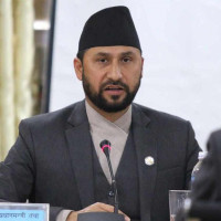 माइक्रोबसको ठक्करबाट एक बालकको मृत्यु, एक महिला घाइते