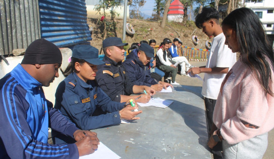 प्रधानमन्त्री कार्की र राप्रपा अध्यक्ष लिङ्देनबीच भेटवार्ता