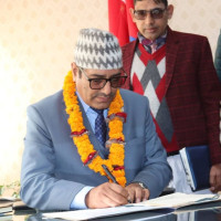 लुम्बिनी प्रदेश लोकसेवा आयोगका अध्यक्ष र सदस्यको शपथ