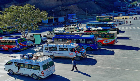 श्रीनगरमा आधुनिक बसपार्क नियमित सञ्चालन