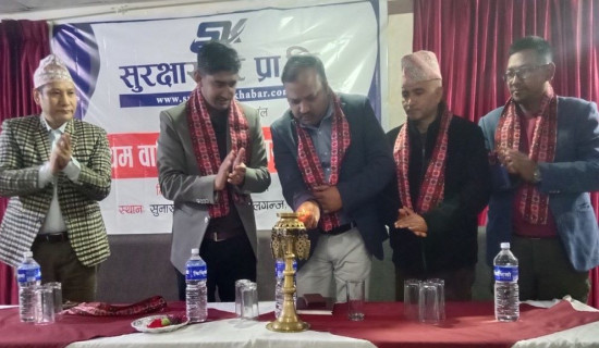 भूकम्प पीडितलाई राहत सामग्री सहयोग