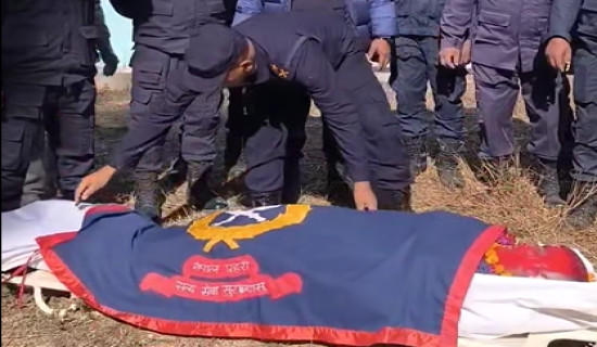 वार्षिक नौ करोड अन्डा उत्पादन