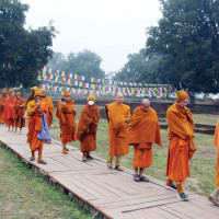 ज्येष्ठ नागरिक अक्षयकोष स्थापना गर्दै फुङ्लिङ