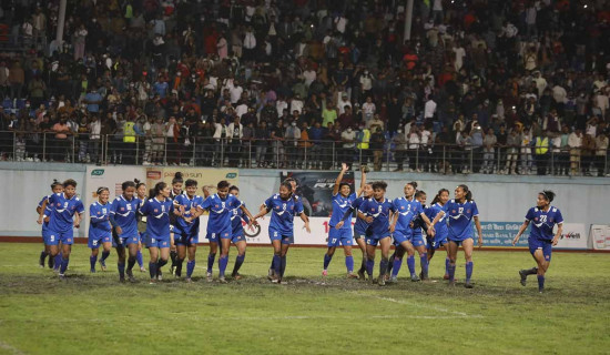 भारतलाई पराजित गर्दै नेपाल साफ महिला फुटबलको फाइनलमा