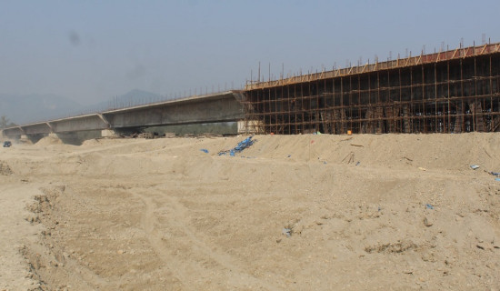 उपप्रधानमन्त्री सिंह र चिनियाँ राजदूत सङबिच भेट