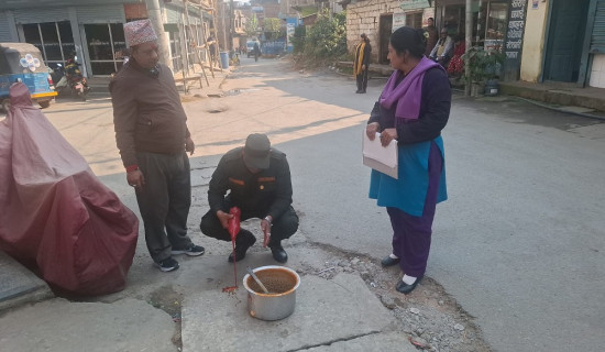 चटपट र पानीपुरीमा अखाद्य रङको प्रयोग