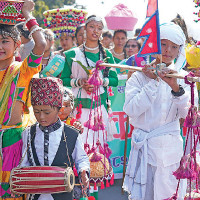 कृत्रिम खुट्टाले चुम्यो विश्वकै अग्ला चुचुरा