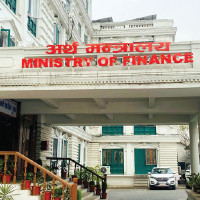 सहकारीबाट मायाको चिनो कृषि औजार