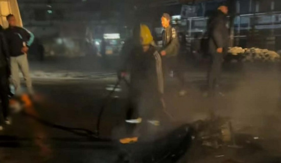 सडक दुर्घटनामा श्रीमानको मृत्यु, श्रीमती घाइते