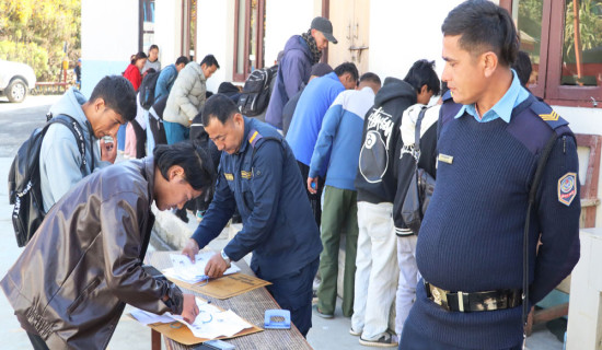 निर्वाचन प्रहरीमा मागअनुसार आवेदन परेन