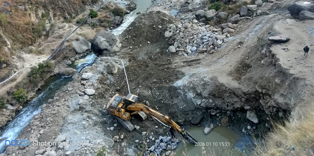 बाजुराको दानसाँगु खोलामा बेलिब्रिज निर्माण तीव्र